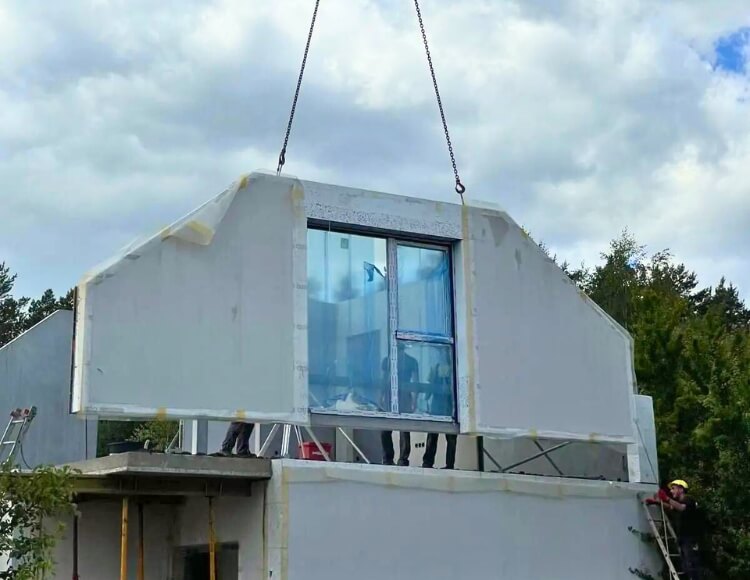 Dom prefabrykowany P.13 z dachem kopertowym bez garażu - HPK1024